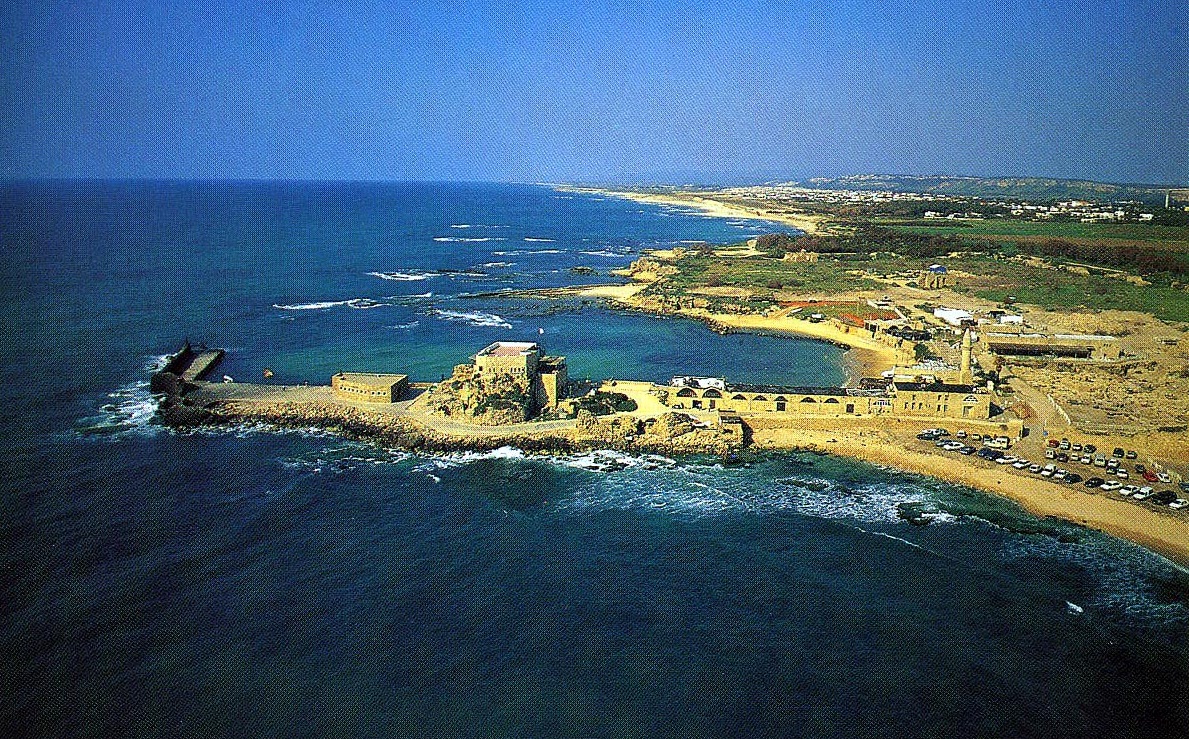 가이사랴 항구.jpg